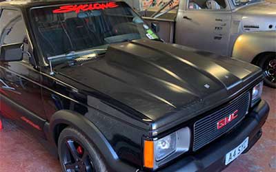 GMC Syclone Now also adding a 4inch cowl hood to the syclone painted in gloss black.